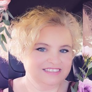 Meet your Posher, Christie